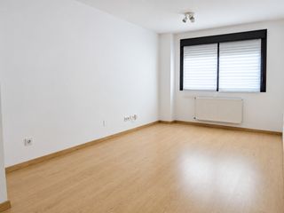 Flat  Calle de almería. Piso en venta en calle almería, arroyomolinos, el caño