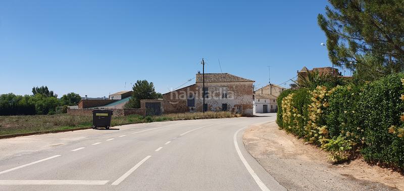 Foto dd6d1d0a-a342-4e96-b4c8-8b63316b1bb9. Masía en plaza marín lázaro du 11 en Requena