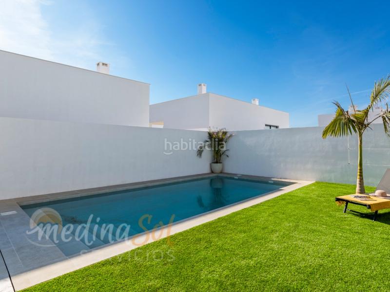 Foto a2d8b6e3-d212-410c-9a0b-fa3510d6692b. Maison avec parking piscine dans Islas Menores-Mar de Cristal Cartagena