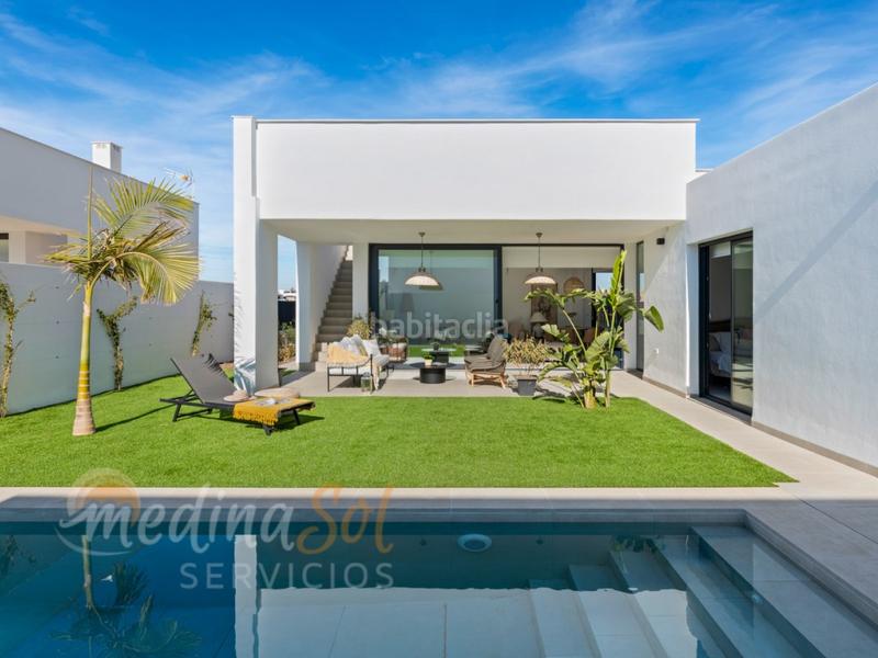 Foto abadb10b-172c-46bc-95cf-79e05d6fb1c8. Maison avec parking piscine dans Islas Menores-Mar de Cristal Cartagena