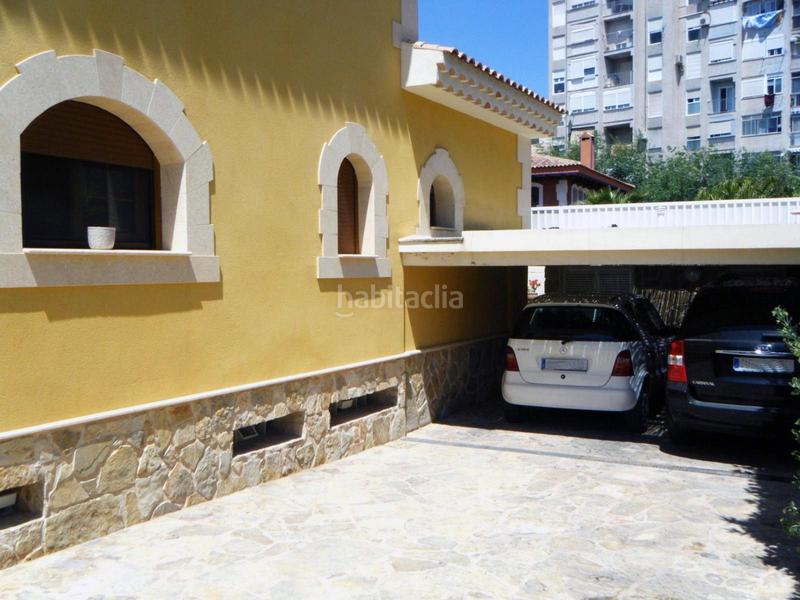 Foto 31590caf-1a3b-4c5d-a14e-6c9bf7d3b448. Chalet  independiente en venta residencia duver en Petrer