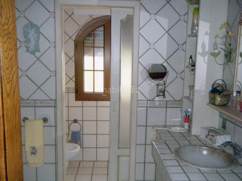 Foto 7abc048f-0304-4aa0-8564-1498335a13d9. Chalet  independiente en venta residencia duver en Petrer