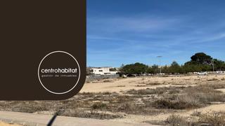 Terreny residencial a Campo Alto-Club de Campo. Parcelas a la venta en zona avenida de ronda