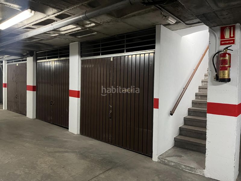 Foto 9028d89c-ad71-4ef5-999e-2f0dd2ada41b. Parking coche plaza de garaje cerrada cl nueva esquina cl antonio maura en Elda