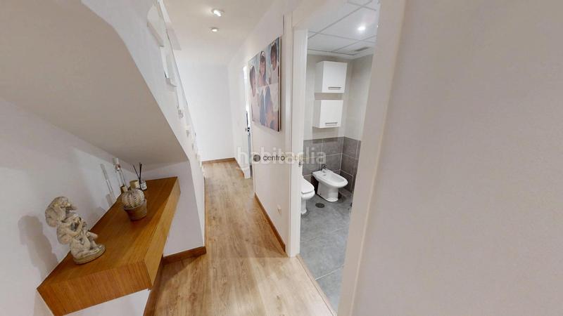 Foto 4d032536-5f19-4171-a420-7348c3372ee9. Àtic amb calefacció aparcament a Las Trescientas-San Francisco-Ciudad Vergel Elda