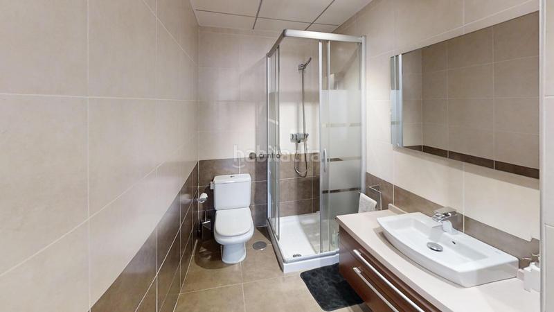 Foto f89d11b7-4527-44ea-996d-de9ee70b17d8. Àtic amb calefacció aparcament a Las Trescientas-San Francisco-Ciudad Vergel Elda