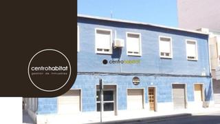 Casa a Petrer. Vivienda en jaime balmes