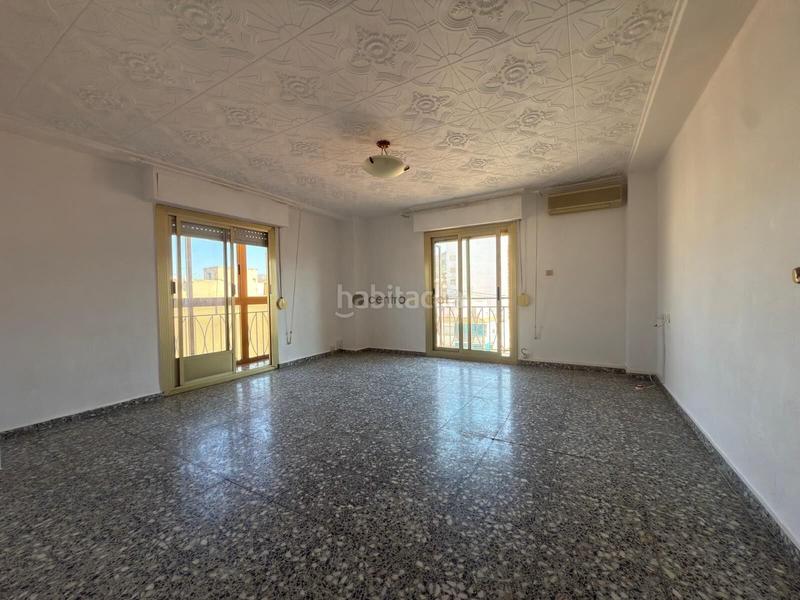 Foto 01e82d13-b4f5-4cd2-b71c-bb22026403d9. Etagenwohnung in Plaza Castelar - Mercado Central Elda