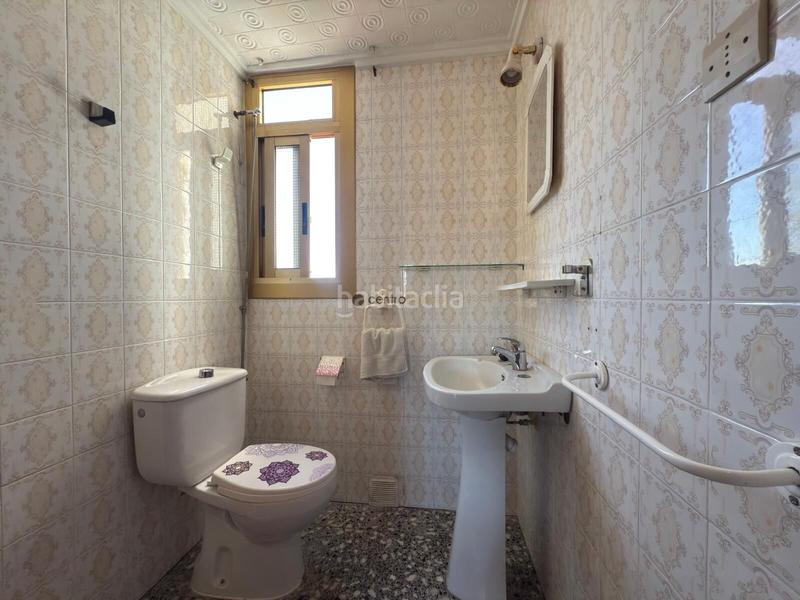 Foto a8c296c7-1e4e-4341-beb9-f24e093f8e5b. Etagenwohnung in Plaza Castelar - Mercado Central Elda