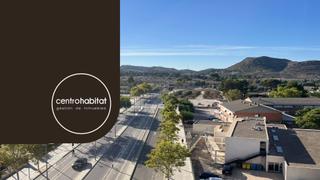Location Appartement à Las Trescientas-San Francisco-Ciudad Vergel. Piso avda. de ronda con garaje