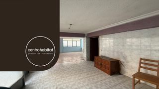 Local Comercial en Plaza de Toros-Avenida Chap�-Trinquete. Local en zona marina espa�ola elda