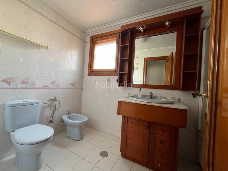 Foto 1e39a75b-1c3a-4f1f-9e98-f98b38658f4c. Àtic amb calefacció a Plaza Castelar - Mercado Central Elda