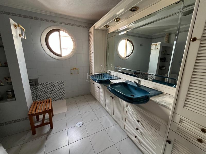 Foto c92edf50-dc07-4797-acad-c55c6a961a12. Àtic amb calefacció a Plaza Castelar - Mercado Central Elda