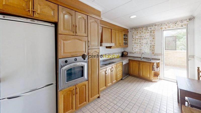 Foto 0a4b2650-b272-479e-a927-91a73a6a651f. Affitto attico con riscaldamento in Centro Elda