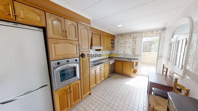 Foto 191d12ca-cd6f-40bf-a3fc-9be3b1123dae. Alquiler ático atico en planta zona marina española un verdadero placer vivir en esta vivienda en Elda