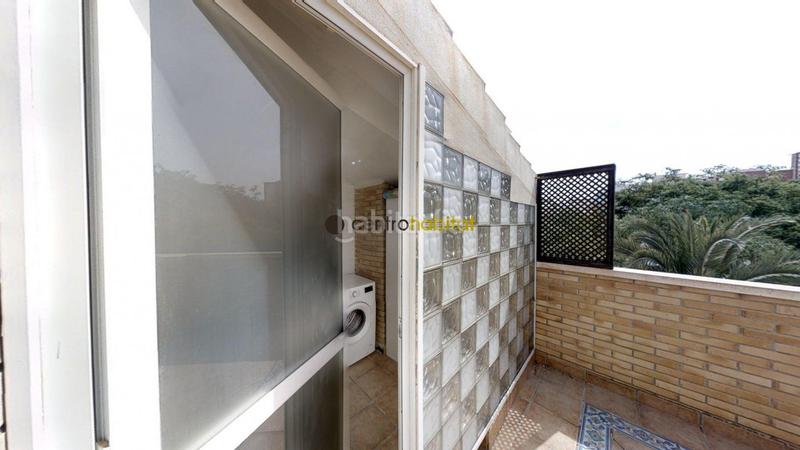 Foto 2b8b06ef-a2d4-4b63-8b02-1d3aa3222ec3. Alquiler ático atico en planta zona marina española un verdadero placer vivir en esta vivienda en Elda