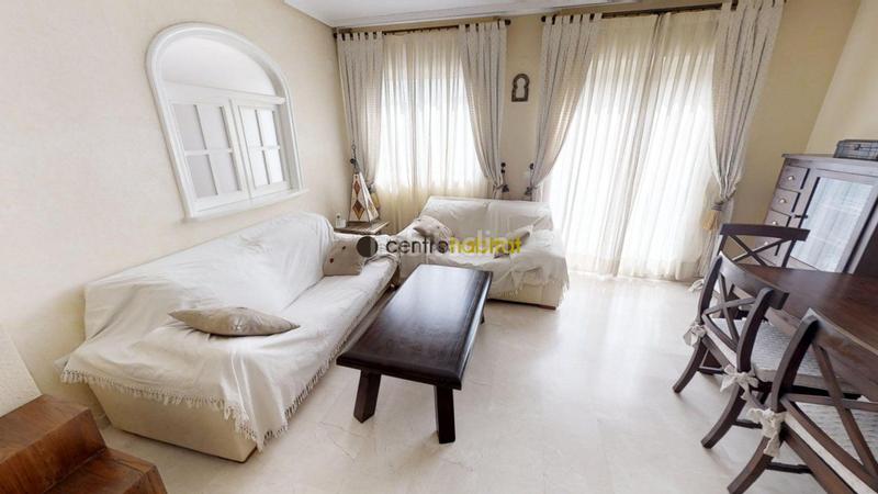 Foto 9a389e45-d057-4d29-8c0d-8940ac023285. Alquiler ático atico en planta zona marina española un verdadero placer vivir en esta vivienda en Elda