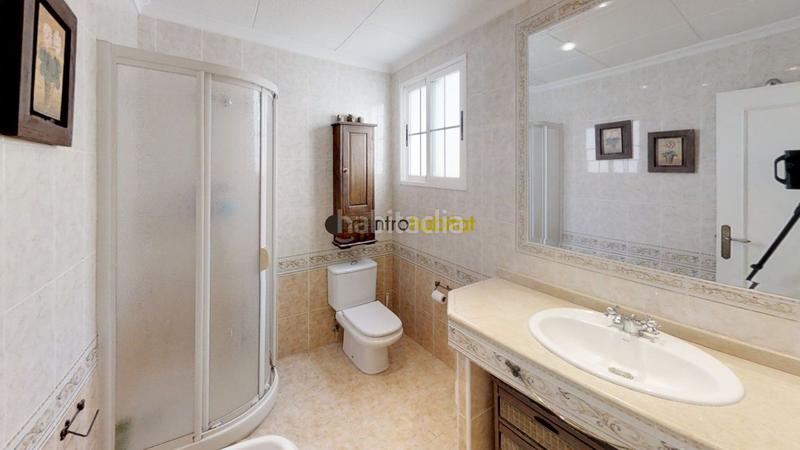 Foto e30deaba-32c7-4a5c-9b7e-e53514292812. Miete dachwohnung mit heizung in Centro Elda