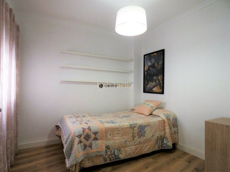 Foto ec59c7ea-827a-4def-9021-fff9235f8280. Rent flat in Plaza de Toros-Avenida Chapí-Trinquete Elda