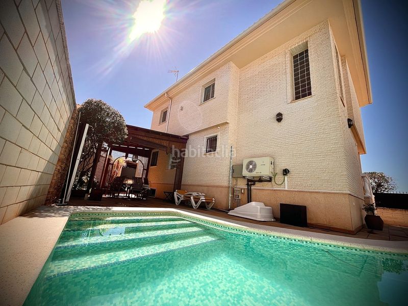 Foto 1f8522a2-b9df-4fa1-9d6a-48885ab02783. Xalet amb piscina a Petrer