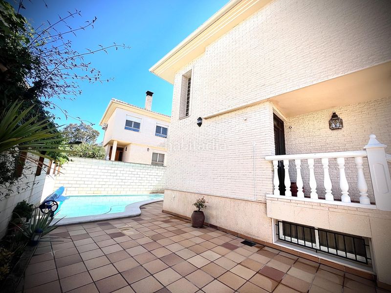 Foto 67f0b5b3-9d6e-45fb-99c0-75ad5ed09185. Xalet amb piscina a Petrer