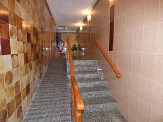 Oficina en Plaza de Toros-Avenida Chap�-Trinquete. Oficina en elda zona centro