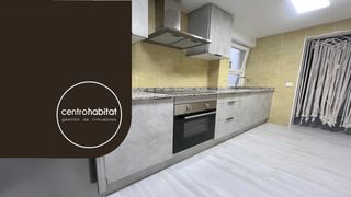 Location Appartement à Plaza de Toros-Avenida Chapí-Trinquete. Vivienda en planta 8 muy luminosa