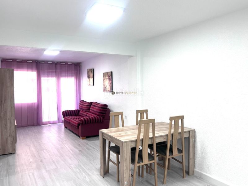 Foto c4d7be4e-8c35-4348-a43f-e6a6b5926257. Rent flat in Plaza de Toros-Avenida Chapí-Trinquete Elda