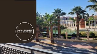 Affitto Appartamento in Petrer. Vivienda con garaje zona 9 de octubre
