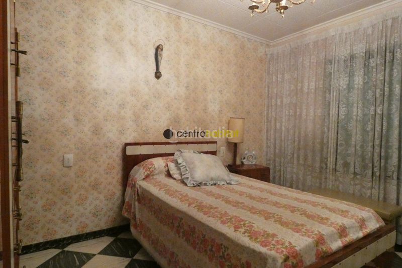 Foto 0e6e27cb-6b0c-4900-8a96-4c59604b8775. Casa a Plaza Castelar - Mercado Central Elda