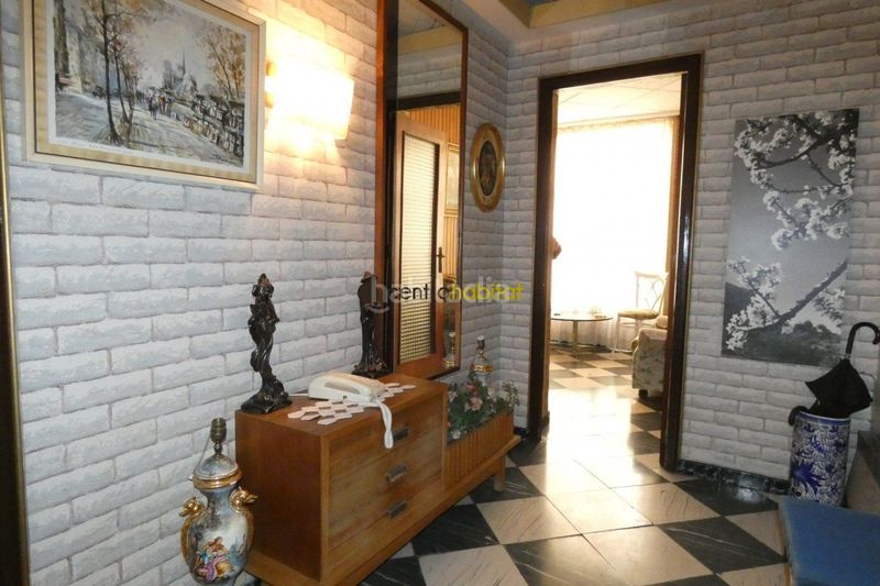 Foto 16b03ae0-36ee-4858-ae38-f447f574c67a. Casa a Plaza Castelar - Mercado Central Elda