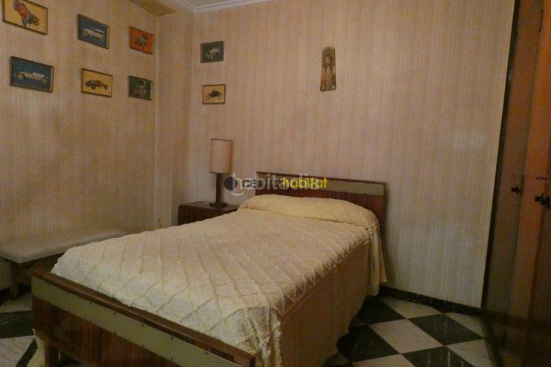 Foto 2942c172-1f48-4004-8bca-b4d0b407301e. Casa a Plaza Castelar - Mercado Central Elda