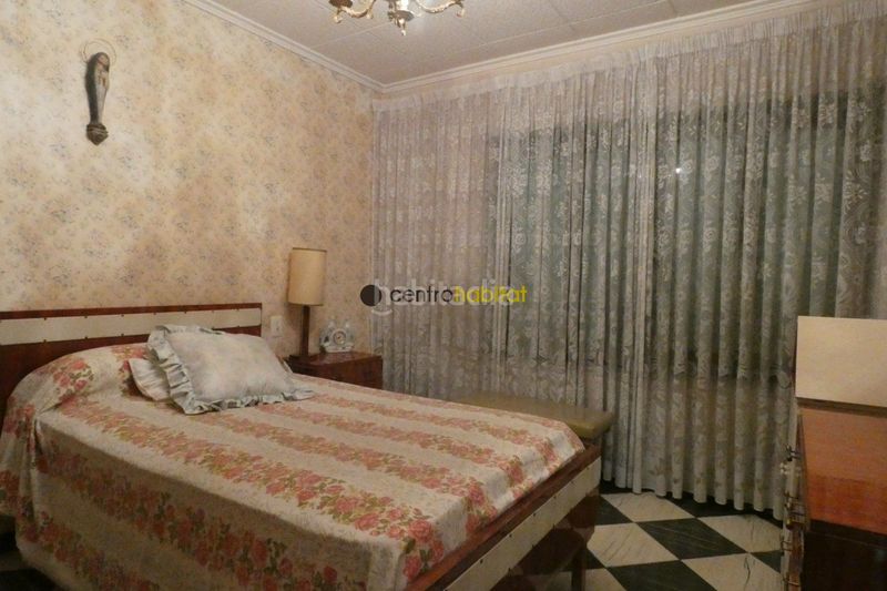 Foto 2ea8fcdb-93be-42de-a2d2-7265ab43155d. Casa a Plaza Castelar - Mercado Central Elda