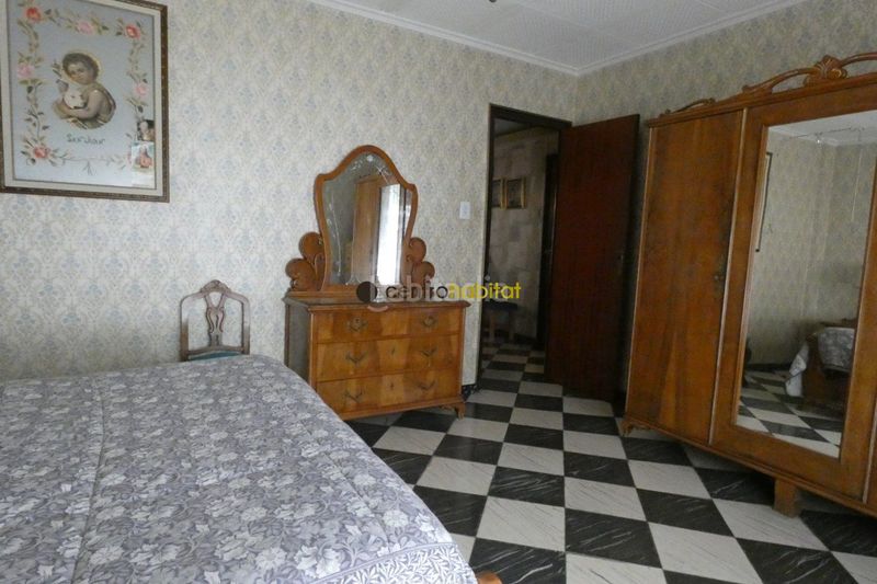 Foto f73d21d4-739f-4dae-b99d-36584f1e07b5. Casa a Plaza Castelar - Mercado Central Elda