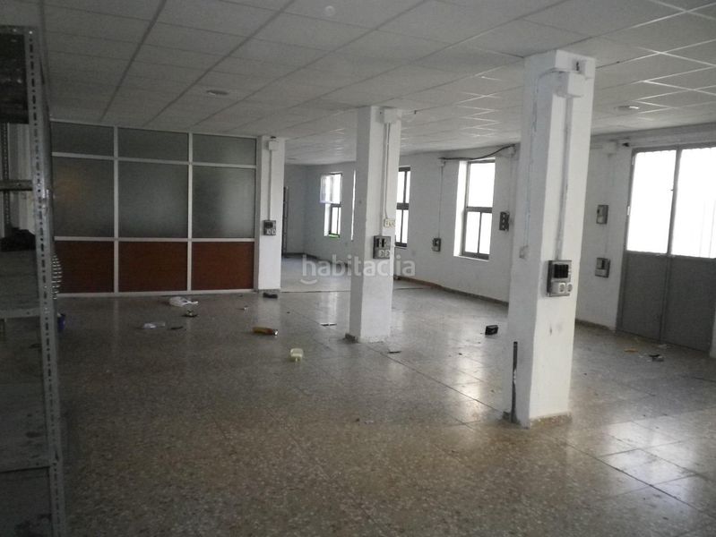 Foto 358ccc41-b0ec-4b37-9d40-d6025157a456. Location bâtiment à usage industriel dans Plaza de Toros-Avenida Chapí-Trinquete Elda