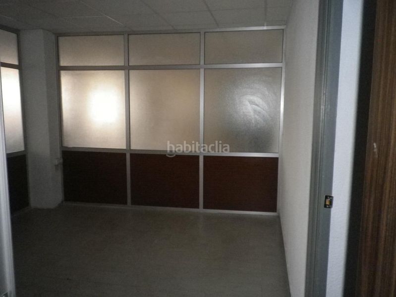 Foto 674f67c0-1a30-4820-9db6-7a9e3f729d78. Location bâtiment à usage industriel dans Plaza de Toros-Avenida Chapí-Trinquete Elda