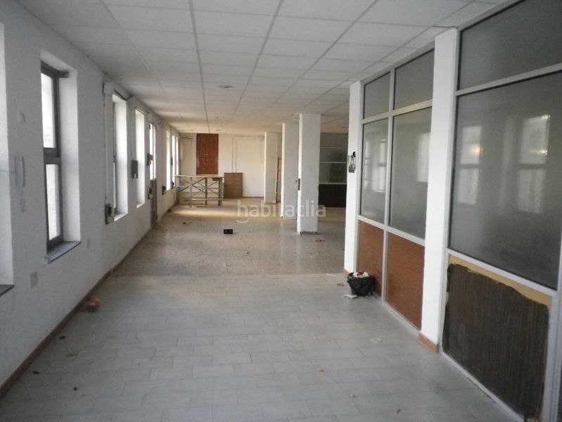 Foto a68114a1-d678-4b26-bb0c-173f4125527e. Location bâtiment à usage industriel dans Plaza de Toros-Avenida Chapí-Trinquete Elda