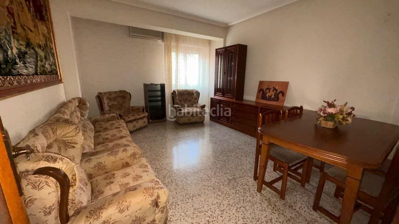 Foto a63c4471-19c0-494d-833b-feddaeee2571. Lloguer pis a Centro Elda