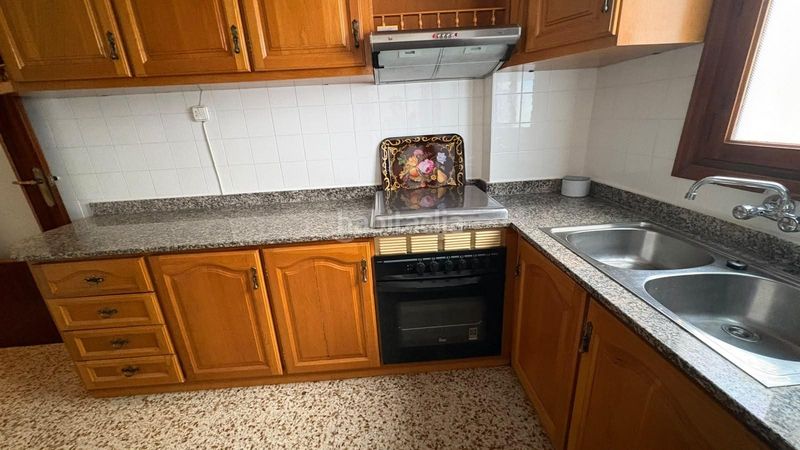 Foto 22cdb067-e6a7-4699-813f-7d3b0f7a8825. Rent flat in Centro Elda
