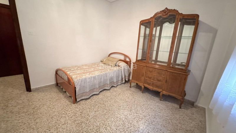 Foto 26aecc8f-445c-48ee-8db0-8d5656fa34f7. Rent flat in Centro Elda