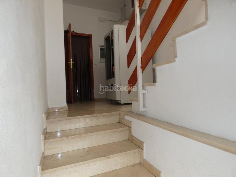 Foto 6c4219c9-b7cf-4393-b6fc-8326f94d7c99. Nau industrial a Petrer