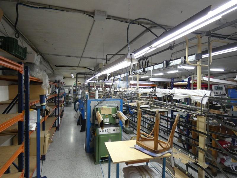 Foto c2eb7c45-4de2-4ebb-b757-6ecd7c5a7b43. Nau industrial a Petrer