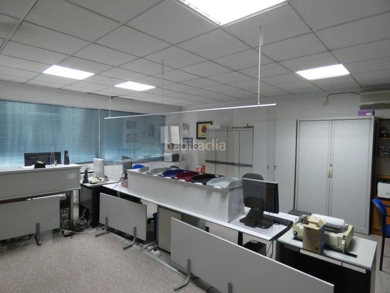 Foto e981d083-da76-4991-92b5-bf1a08943bd3. Nau industrial a Petrer