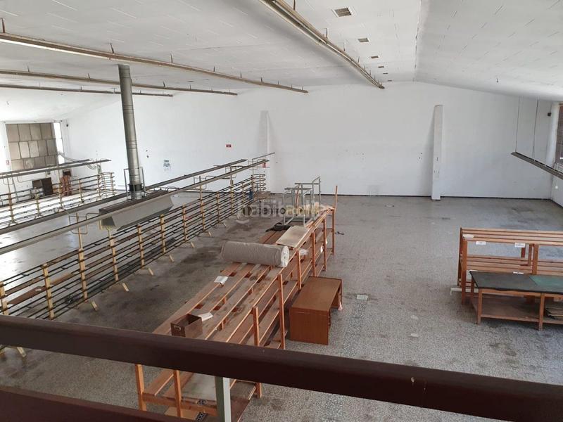 Foto 5dcae3ed-2b0f-4839-978f-47aca0098007. Capannone industriale in Petrer