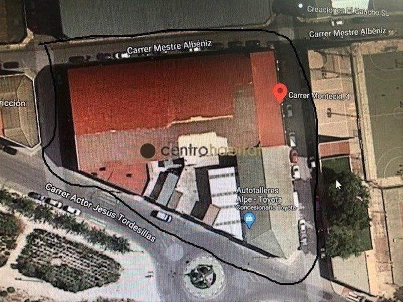 Foto 7bf4dcc5-0850-4b40-bc3e-704cc849b00c. Capannone industriale in Petrer