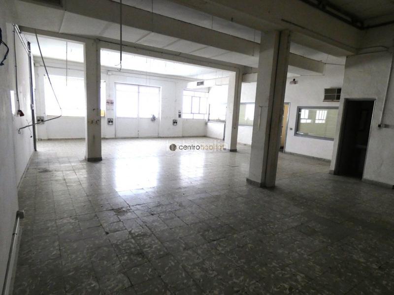 Foto 001268c5-044d-44ca-bd2c-547f0ae53690. Nave industrial  en venta en Fraternidad Elda