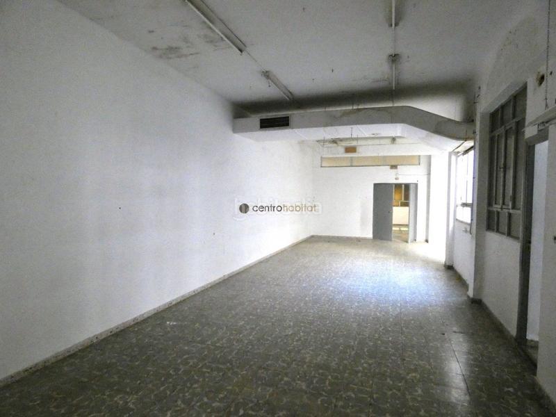 Foto a4133991-1cf1-4d59-b2b9-f2d61abbce70. Nave industrial  en venta en Fraternidad Elda