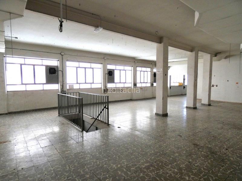 Foto e5d4c4af-b505-4fb3-a483-8e7310aa94dd. Nave industrial  en venta en Fraternidad Elda