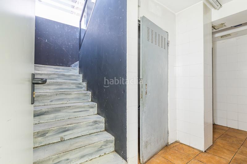 Foto fbb3560e-a553-4583-861e-f0a52fd27358. Location local commercial dans Los Negrales Collado Villalba