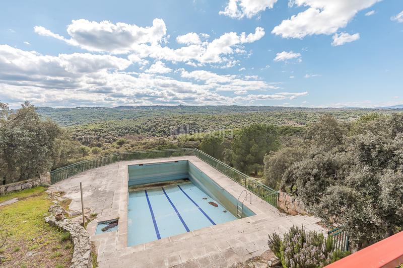Foto 59bd60c7-520d-4a1c-9302-bf7a91fa5d87. Country house with fireplace heating parking pool in Torrelodones